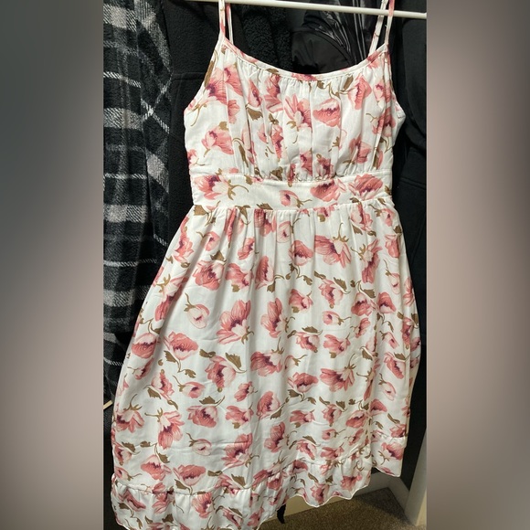 Floral dress - Picture 1 of 4